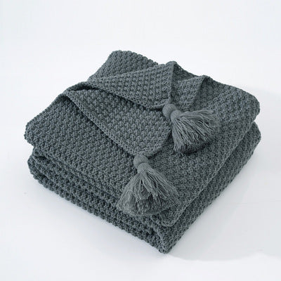 Couverture Nordique Tricotée à Glands – Élégance Cosy pour Canapé, Lit & Bureau