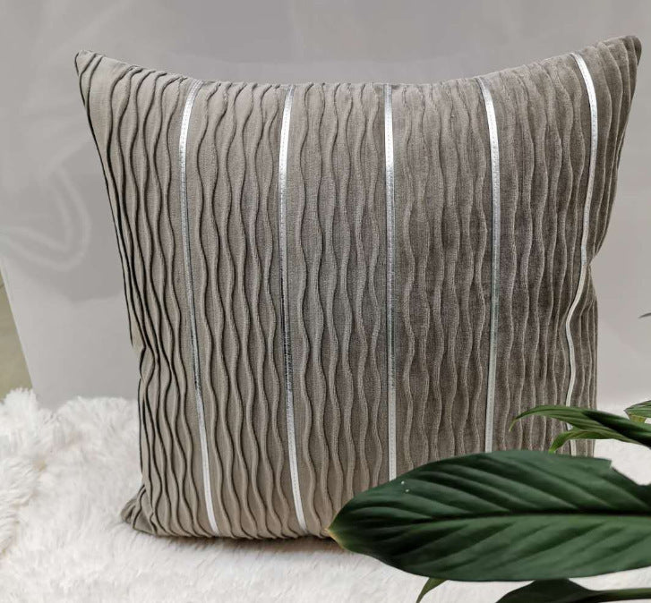 oreillers de canape motif vagues argentees de couleur argent