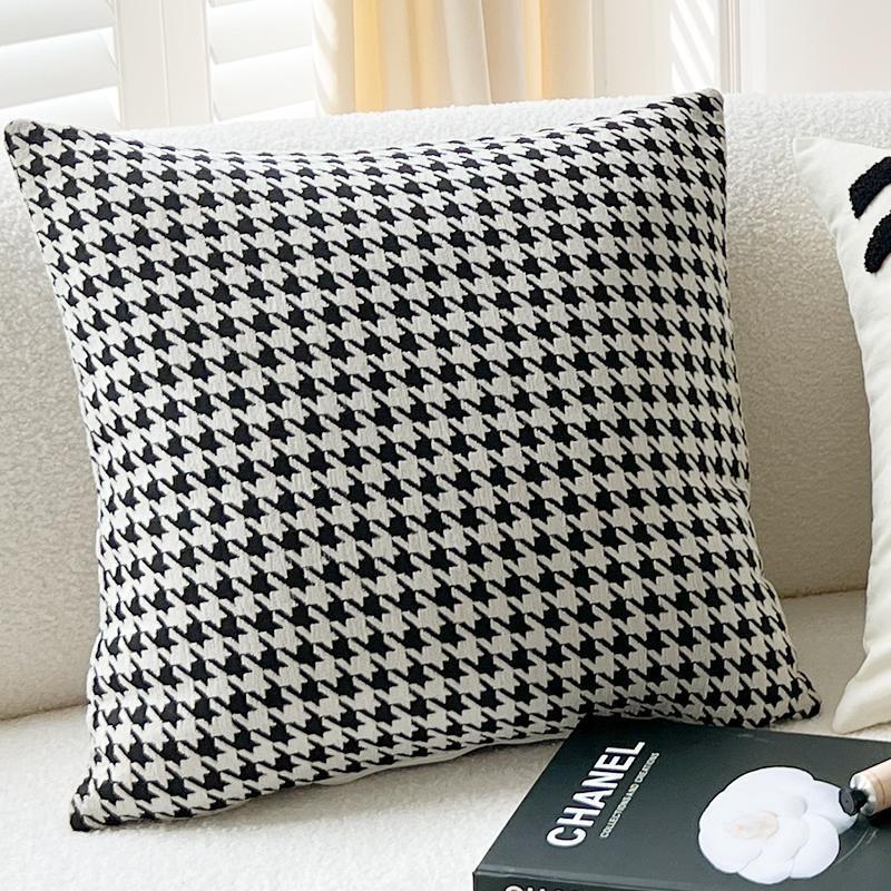 Housse de Coussin Élégante – Transformez Instantanément Votre Canapé & Votre Lit